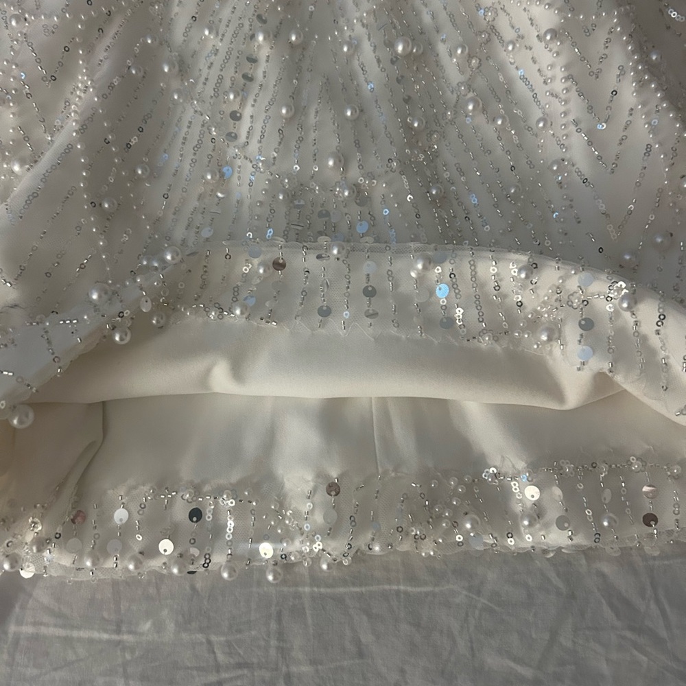 UNTAMED PETALS BY AMANDA JUDGE White Beaded Off-Shoulder Mini Dress - Picture 7 of 7